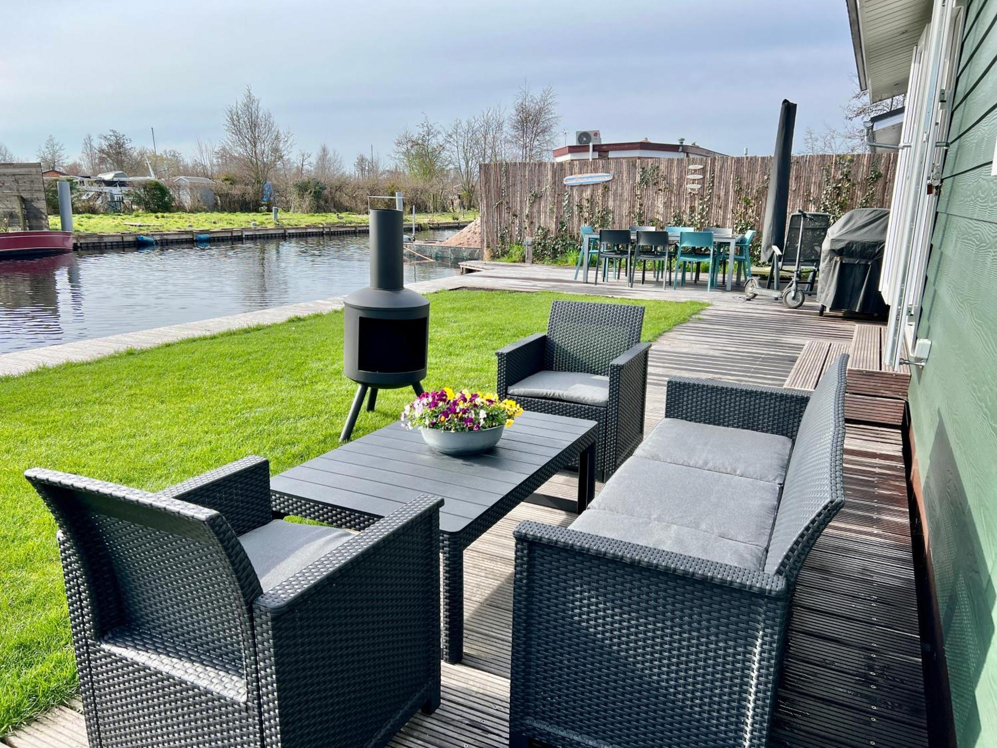 New - The Surf Shack - On A Lake Near Amsterdam! Vinkeveen Ngoại thất bức ảnh